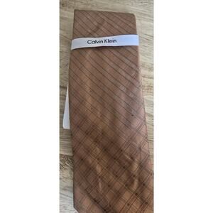 Calvin Klein Men's Neck Tie Diamond Geo Pink Coral Silk Blend Designer Business